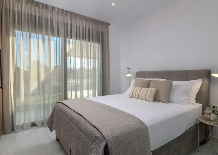 Galini By Interhome Vakantiehuis Charaki